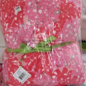 Vera Bradley xl throw blanket